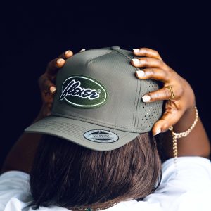 Alternative view of Flexer Hat Issue 3  |  Essex Green